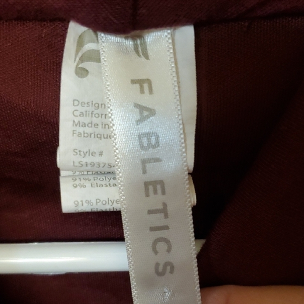 Fabletics Camo LOTTA cocoon Black Cherry large - Picture 3 of 12